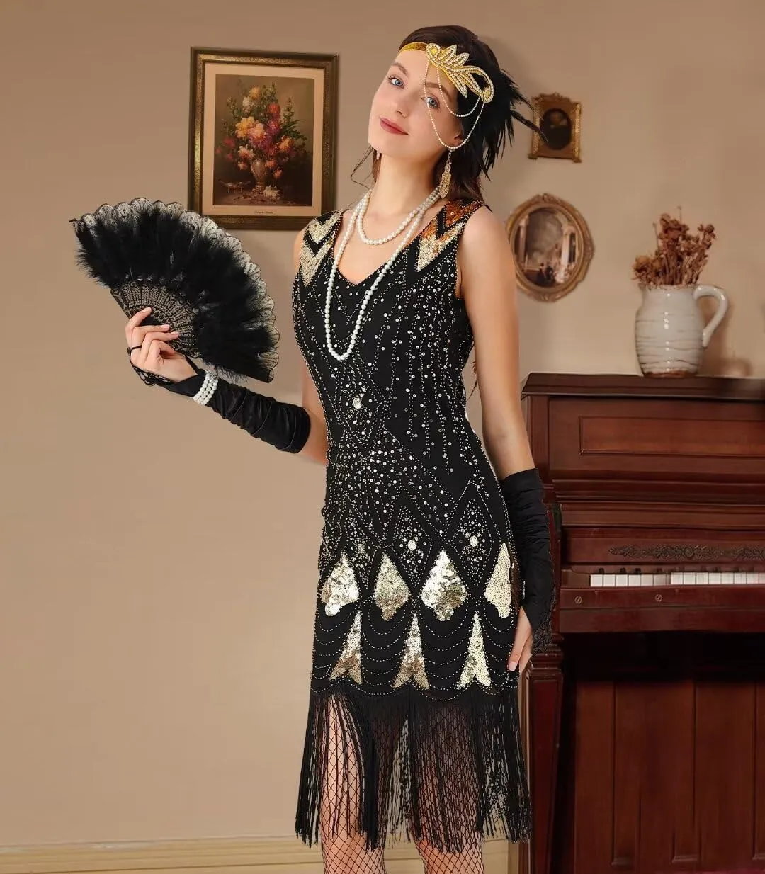 1920S Women Flapper Dress V Neck Sequin Fringed Dress Cocktail Dress with Roaring 20s Accessories