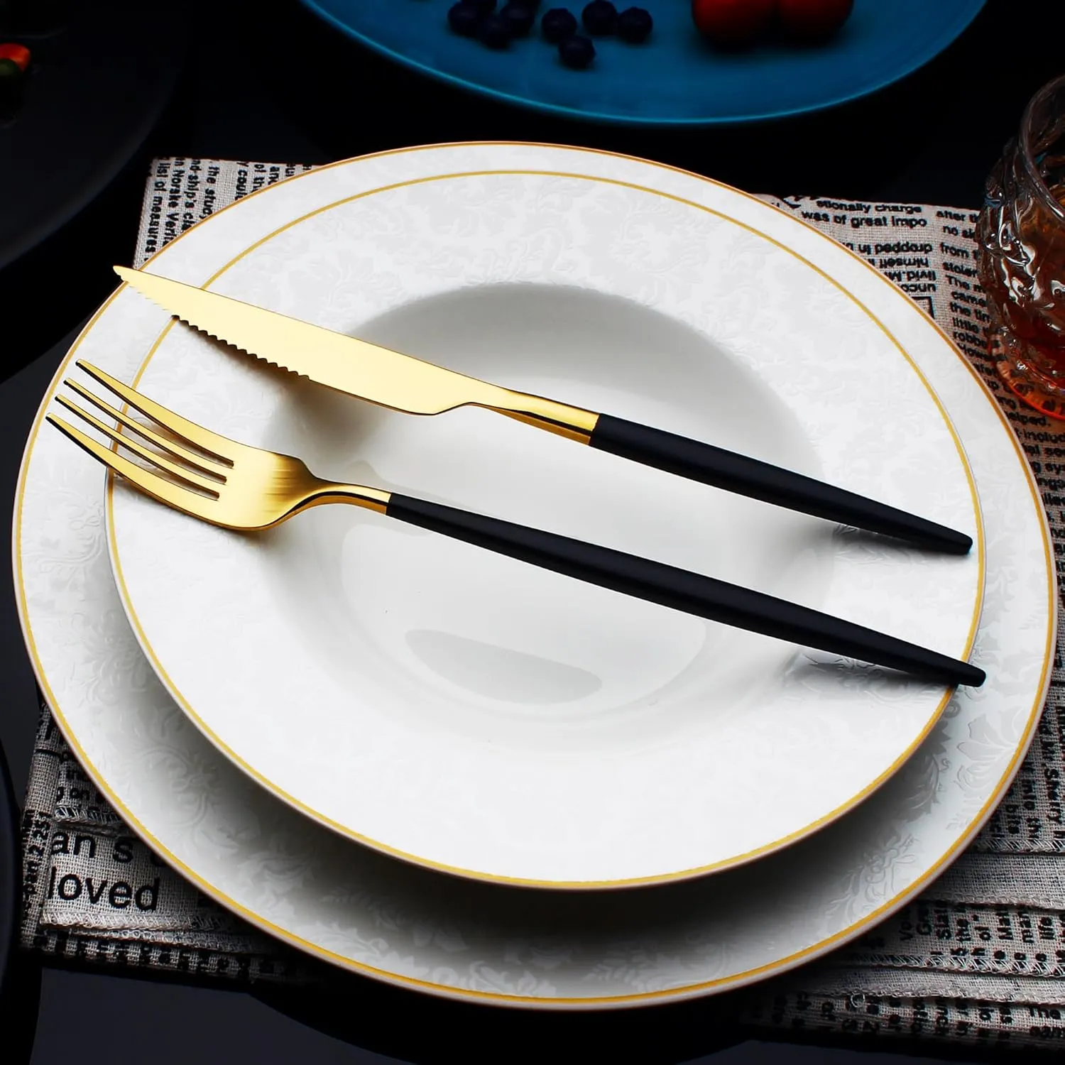 20 Piece Luxury Silverware Set for 4 Gold Top & Black Handle Mirror-Polished 18/10 Stainless Steel Heavy Flatware Set Modern Cutlery Set Knife/Fork/Spoon with Gifts for Home & Hotel