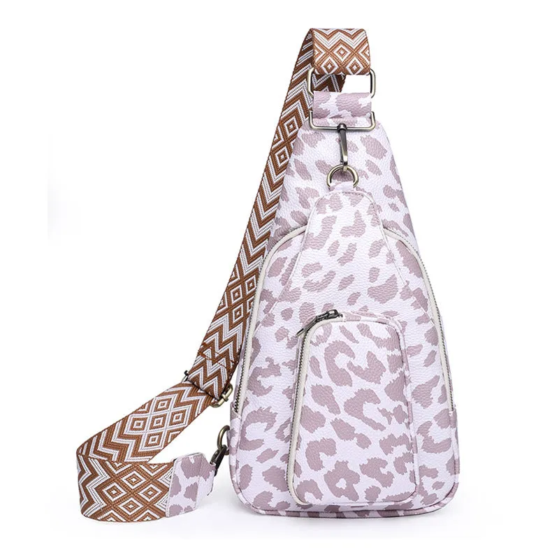 2025 Find factory bags for girls, fanny packs for women's fashion, breast bags for women's New 2025 retro women's bags.