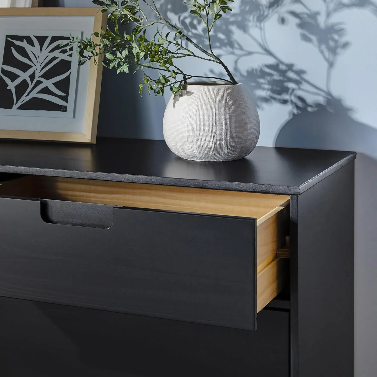 6-Drawer Groove Handle Solid Wood Dresser - Black