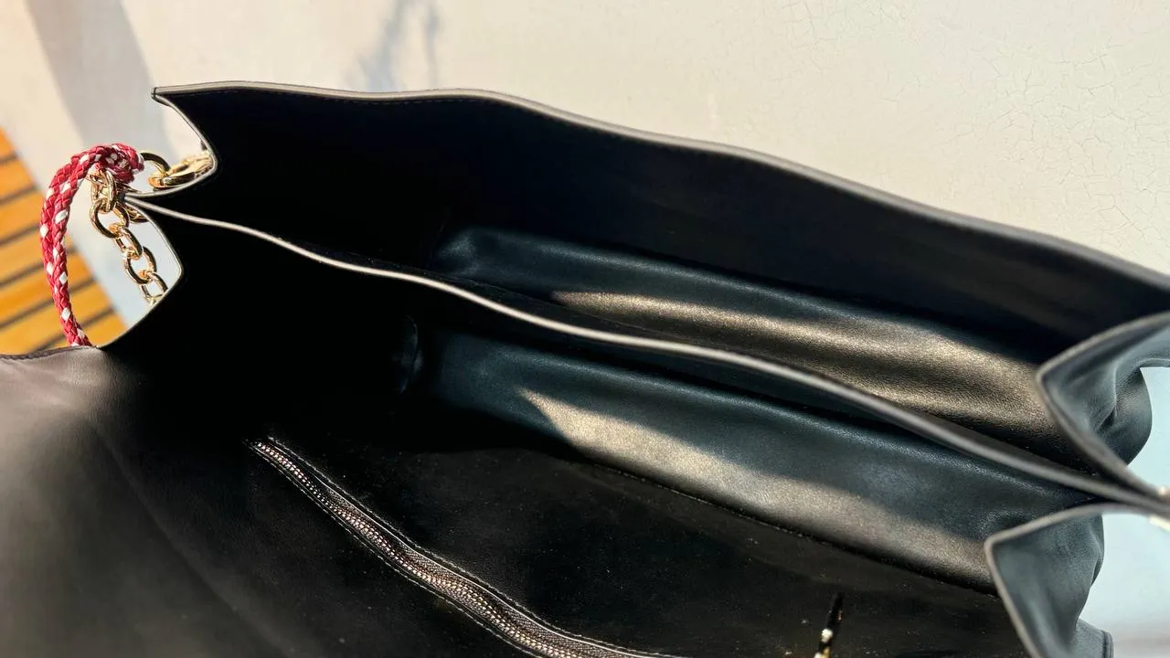 A Stylish Statement in Genuine Leather bag