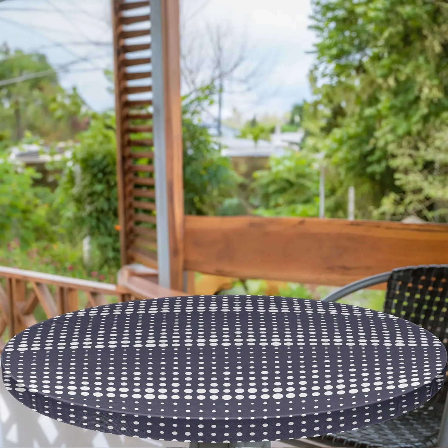 Ambesonne Abstract Fitted Round Tablecloth, Horizontally Formed Polka Dotted Flows Geometric and Nostalgic Details, All Around Elastic Fabric Table Cover, 40"- 44" Diameter, Dark Indigo and White