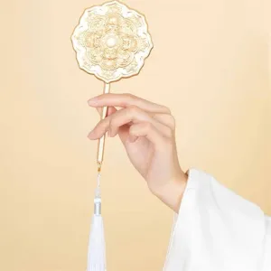 Ancient Style Hanfu Baolian Hand-held Makeup Mirror Makeup Mirror Hand-held Retro National Style Handle Portable Mirror (D 17.7 * 8.9 * 0.72cm)