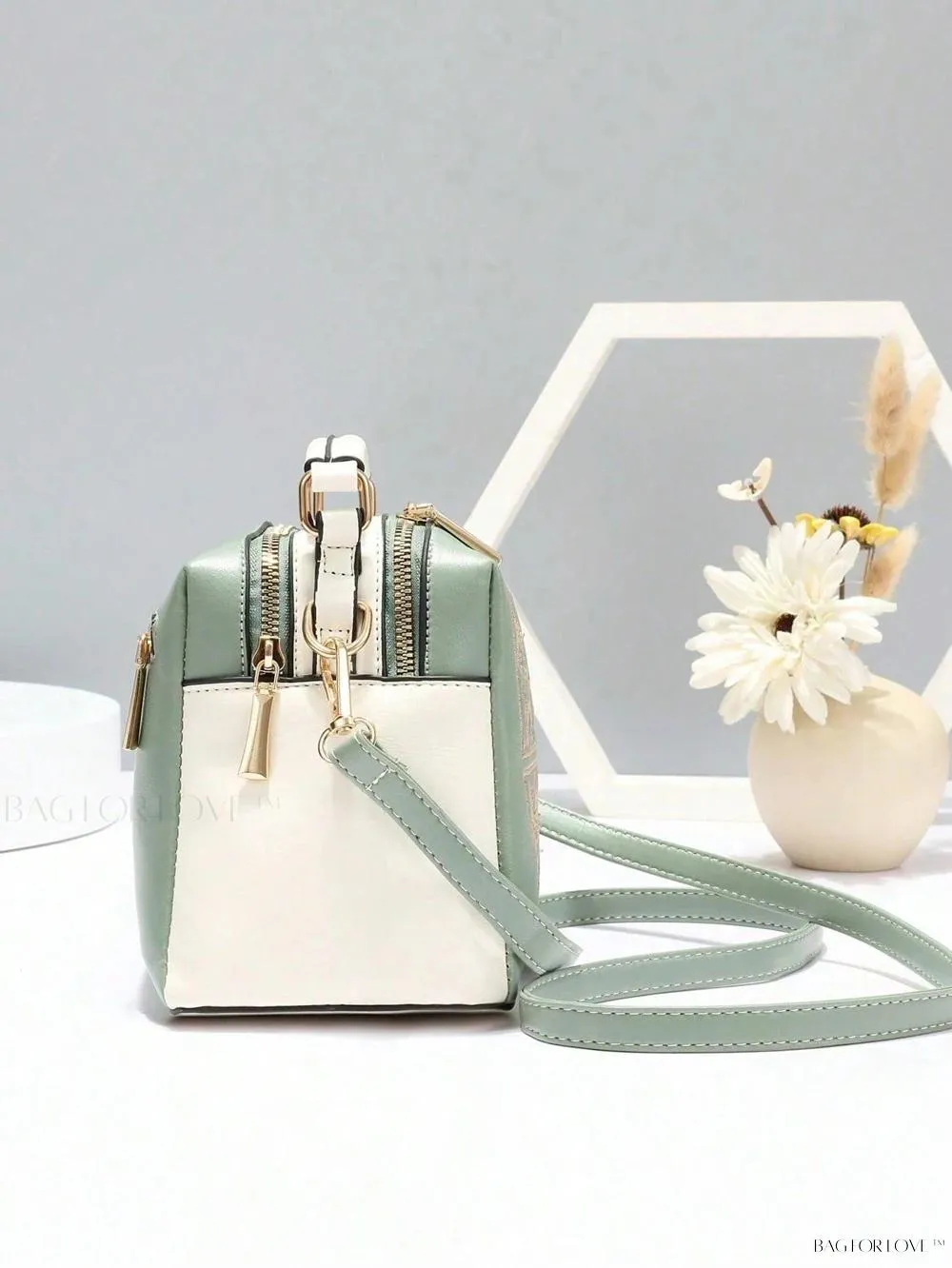 BagForLove - Elegant Ladies Tote and Wallet Set with Chic Flair