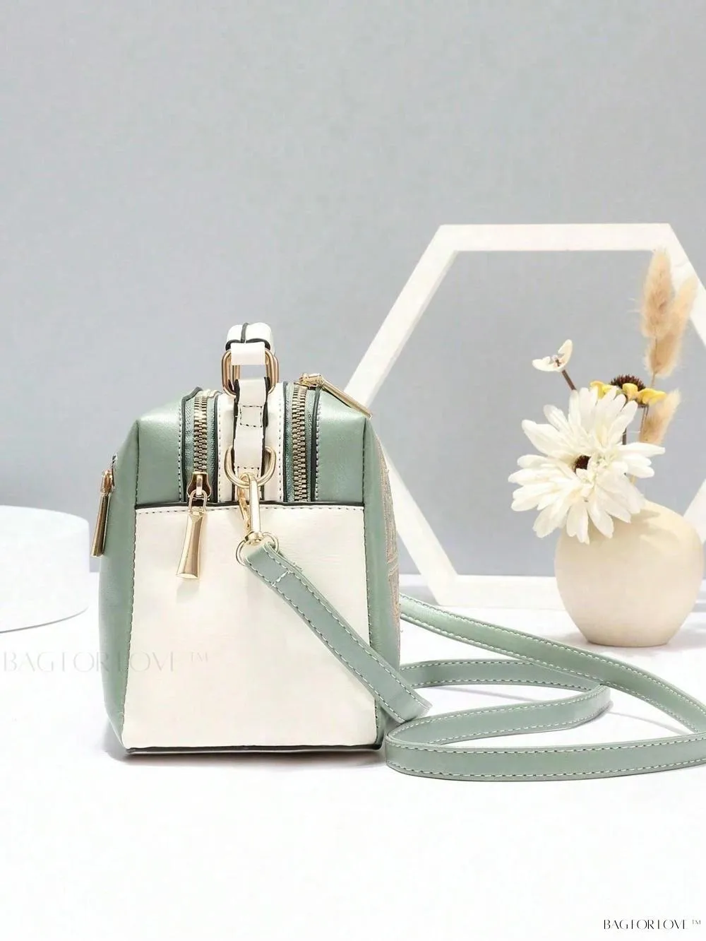 BagForLove - Elegant Ladies Tote and Wallet Set with Chic Flair