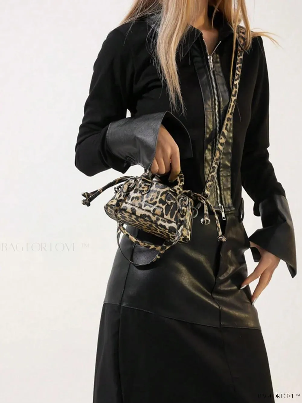 BagForLove - Funky Novelty Drawstring Bag for College Students and Working Women