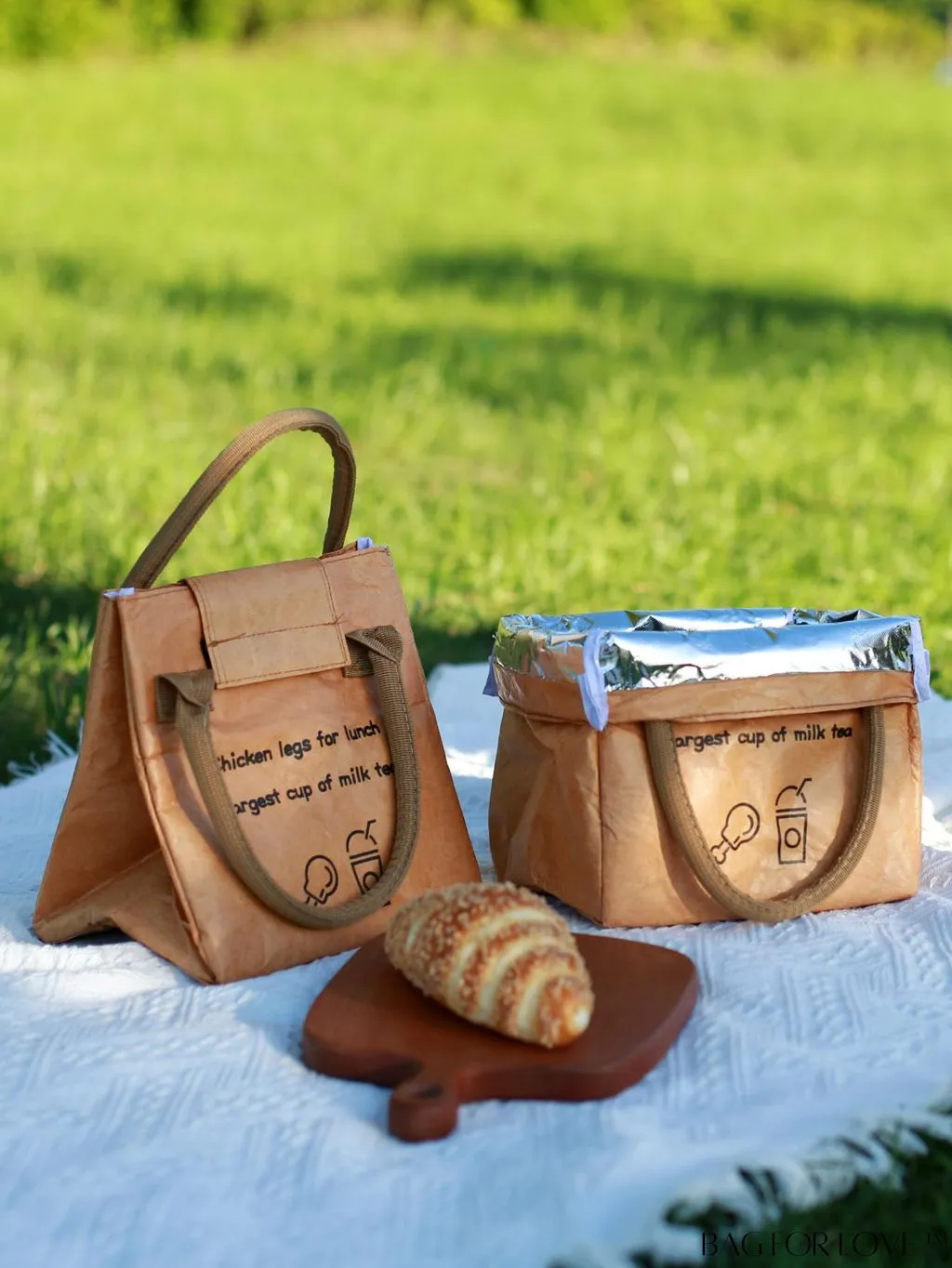 BagForLove - Insulated Double-Handled Lunch Bag with Graphic Design and Secure Zipper