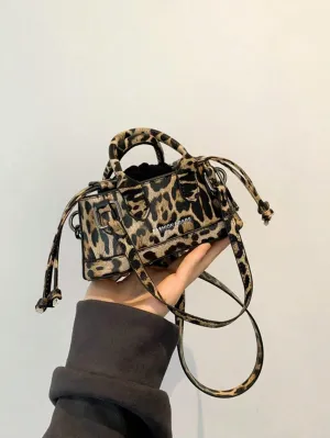 BagForLove - Novelty Bag for Young Professionals and College Students' Everyday Use