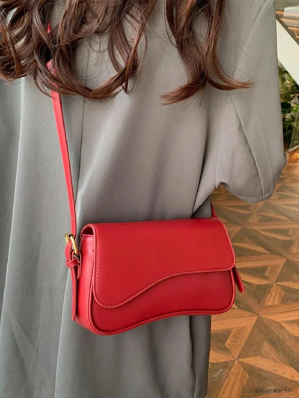 BagForLove - Simple and Stylish Commute Handbag for Her