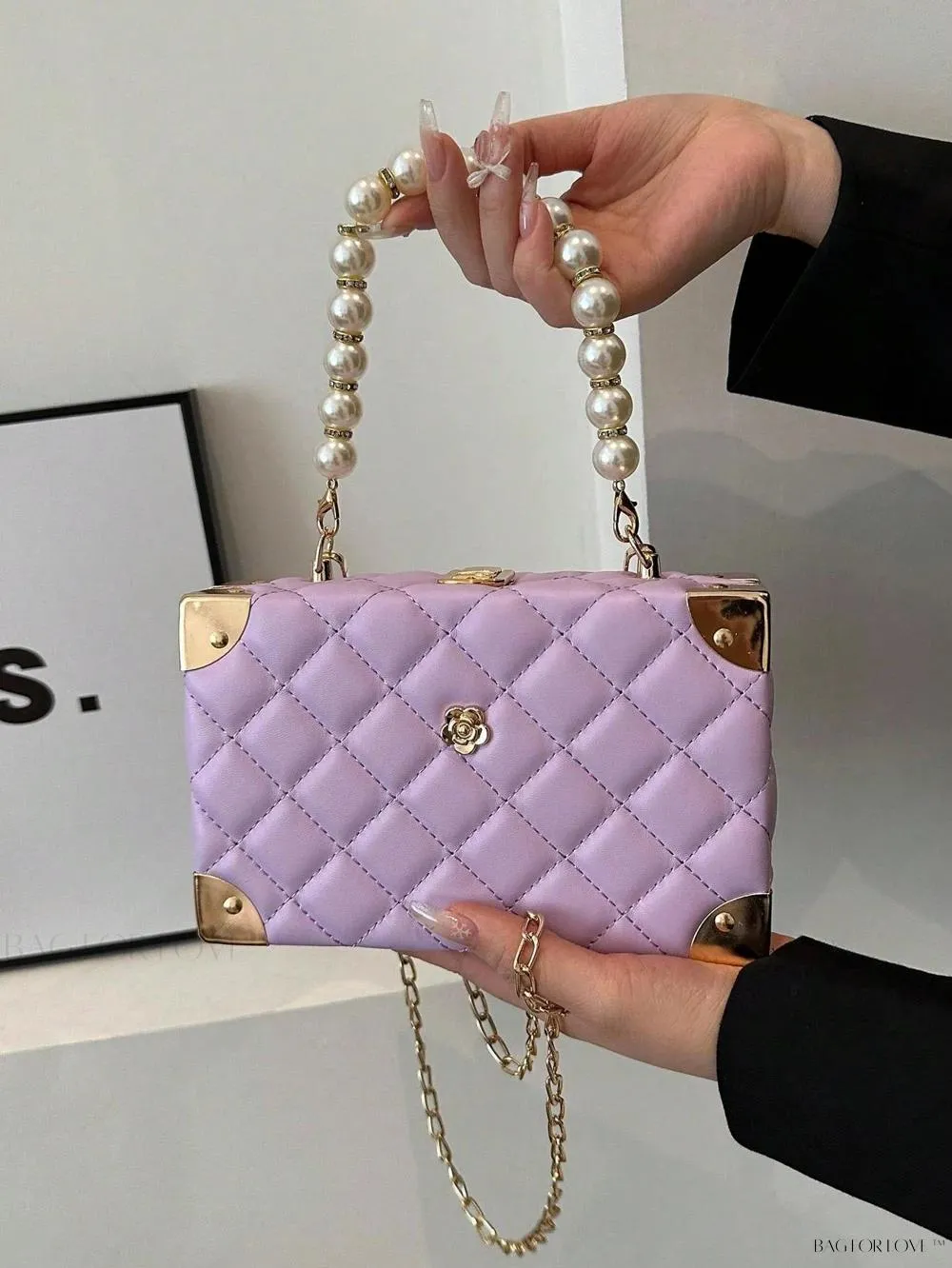BagForLove - Women's Elegant Crossbody Messenger Bag Featuring Solid Quilted Design and Pearlescent Accents