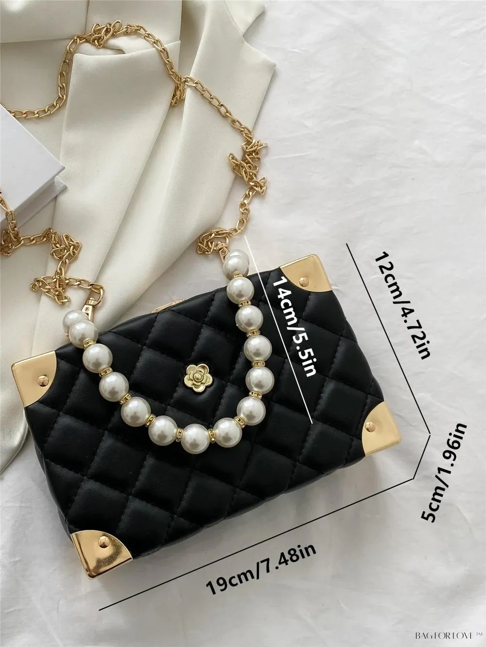 BagForLove - Women's Elegant Crossbody Messenger Bag Featuring Solid Quilted Design and Pearlescent Accents
