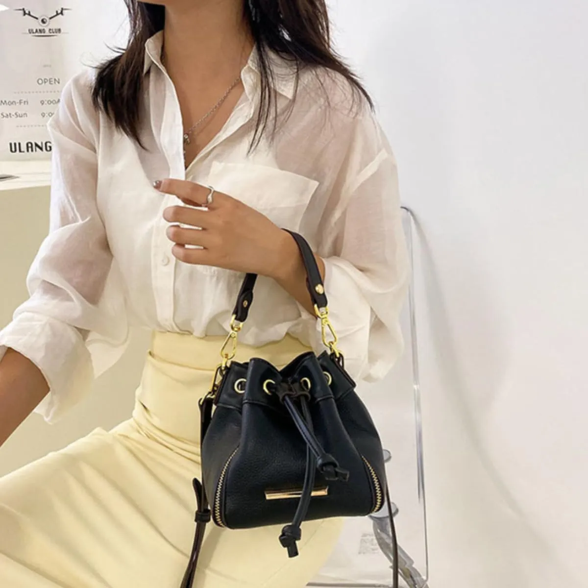 Bucket Shoulder Bag for Women with 2 Removable Straps Drawstring Top Handle Handbag Ladies Crossbody Bags (Black)