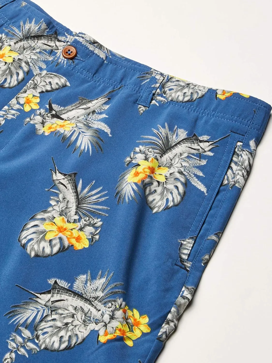 Caribbean Joe Men's Sword Fish Printed Hybrid Short