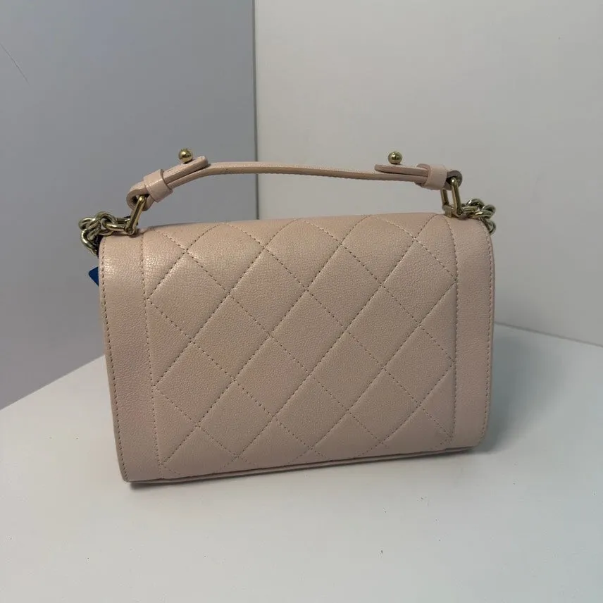 Chanel Preloved Flap Bag with Handle in Beige Leather ‑ Top Handle Bag
