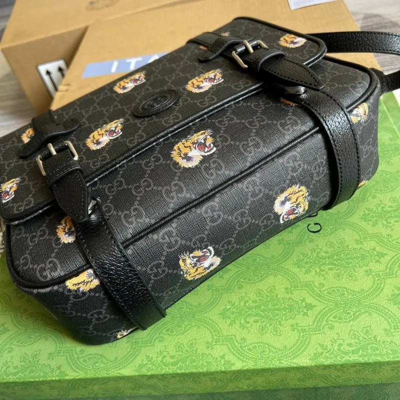 Charm - GG Bags - 1144