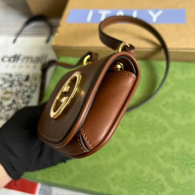 Charm - GG Bags - 695