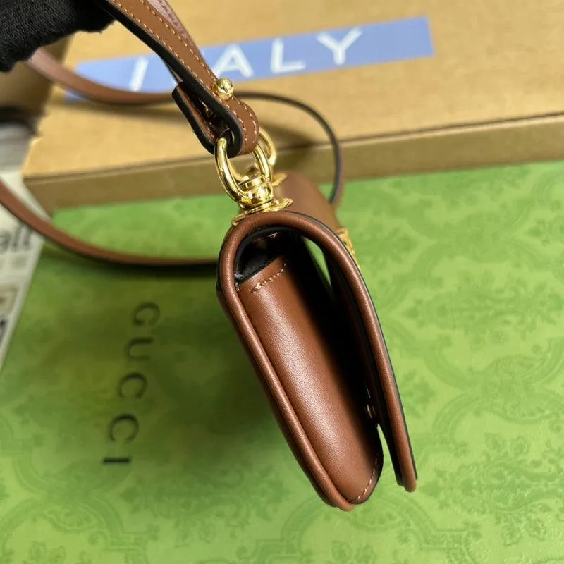 Charm - GG Bags - 695