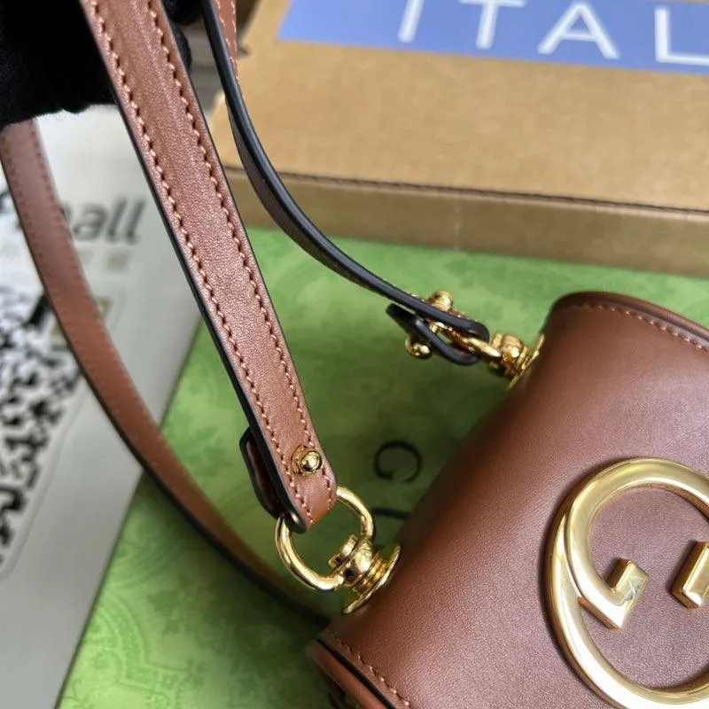 Charm - GG Bags - 695