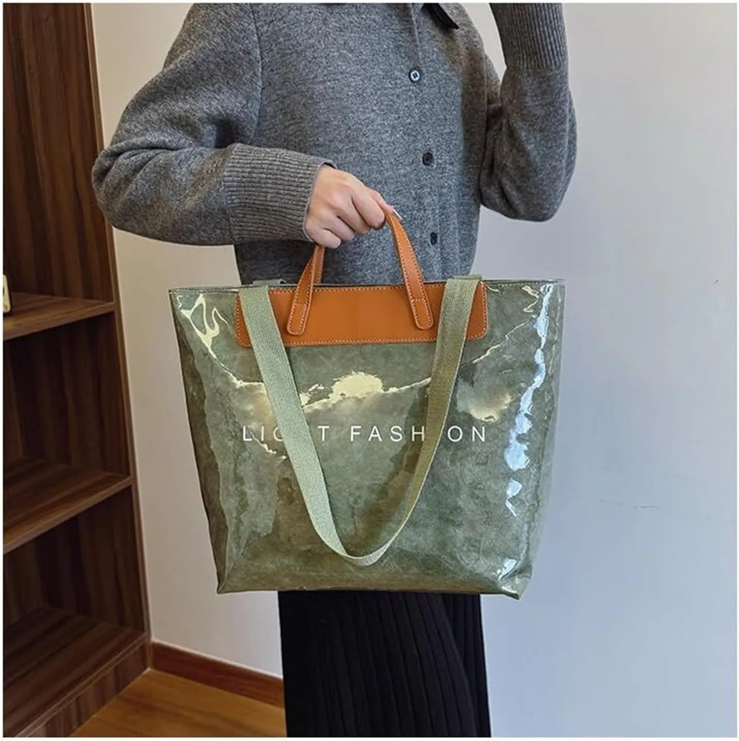 Clear PVC Tote Bag for Women Letters Print Large Plastic Shoulder Bags Handbags for Work Travel