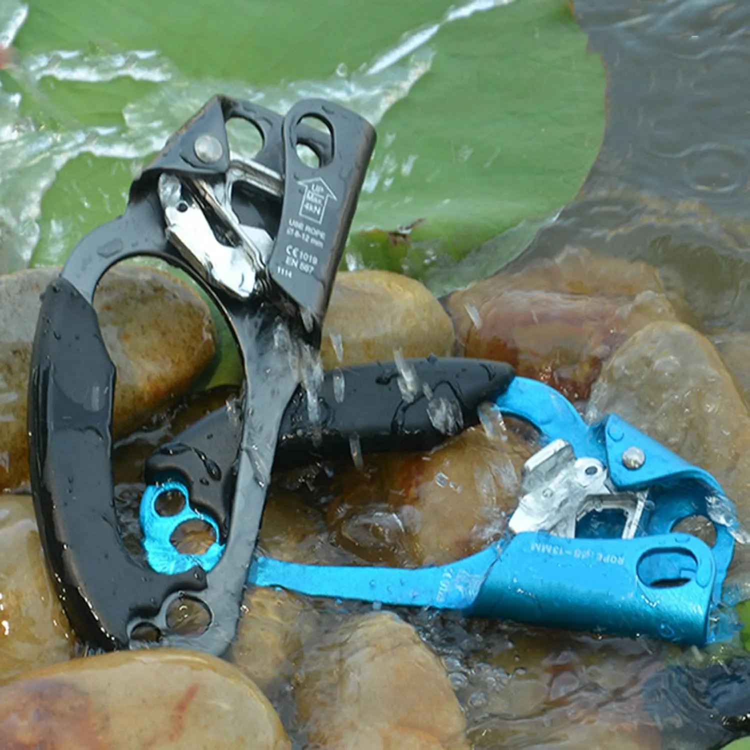 Climbing Rappelling Equip Ascenders,Aviation Light Alloy Left Handled Ascender,Quick Roll Hand Ascender,for Rescue Caving Rigging Tree Arborist, Blue