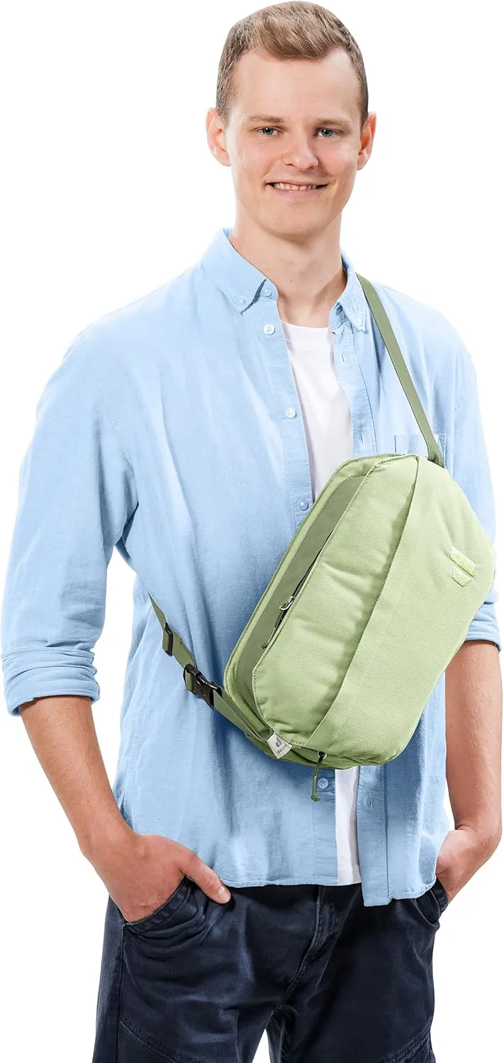 Deuter Unisex Passway 2 Crossbody Lifestyle 2 Liter Hip Bag/Fanny Pack for Travel & Everyday