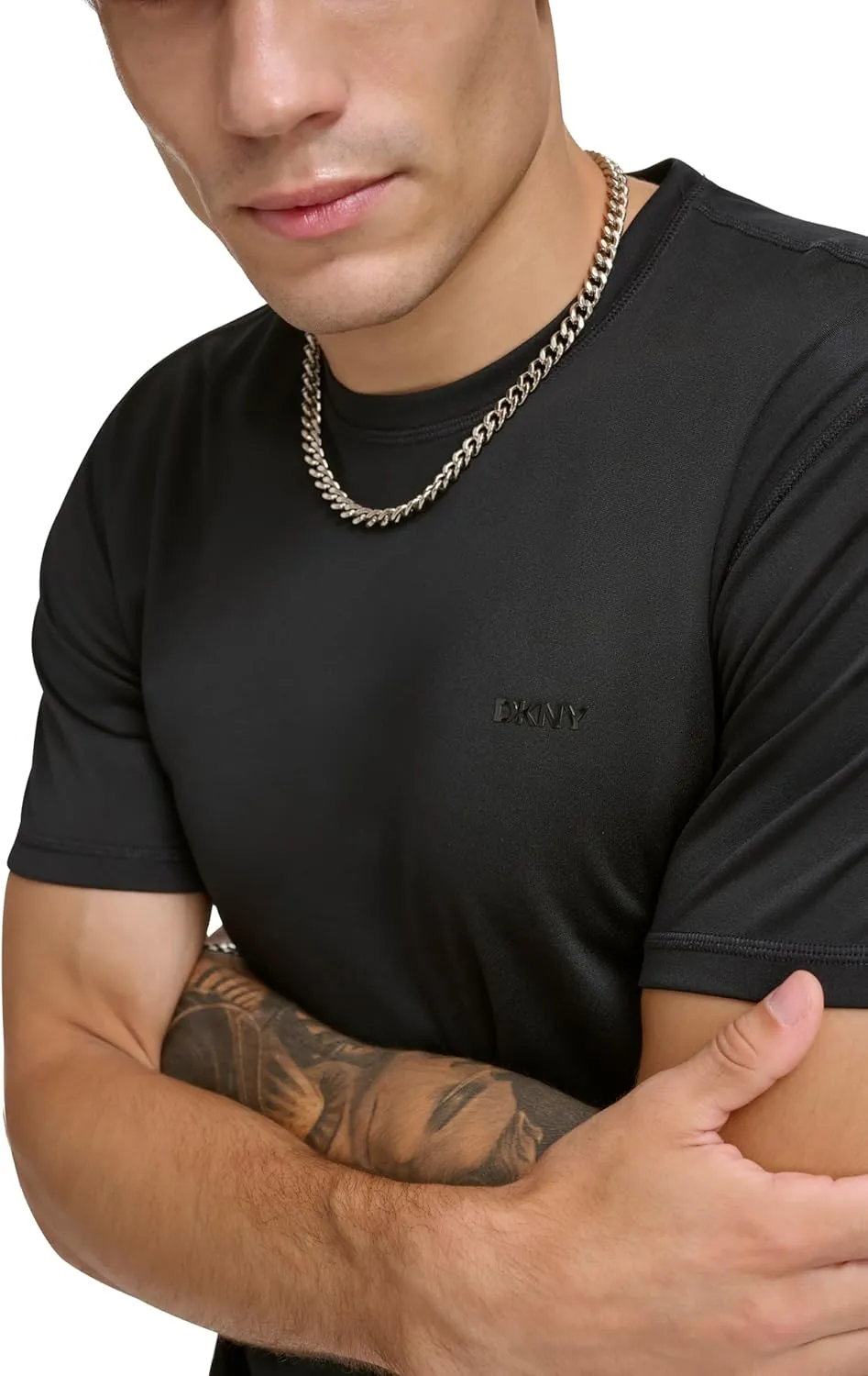 DKNY Men's Short Sleeve Quick Dry 40  Protection UPF Active Top