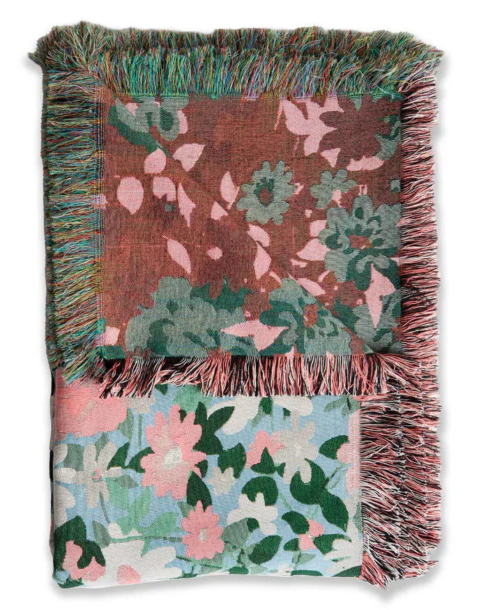 Dreamy Floral Tapestry  *Throw last one on sale