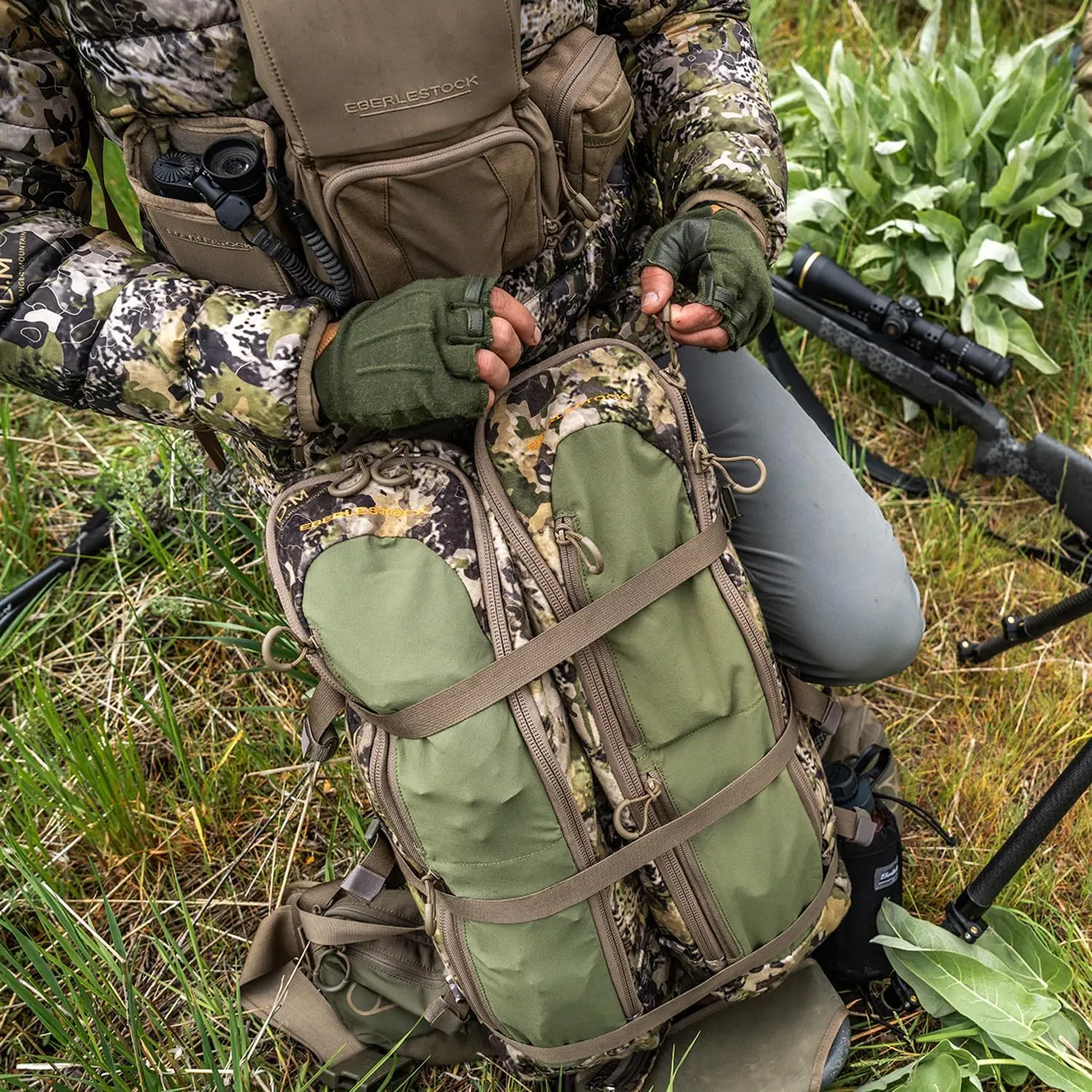 Eberlestock Batwing V2 Pouch - Versatile Hunting Pack Attachment Allowing for Endless Ultraligh Daypack Variations - Large 1,017 Cubic Inches - Dry Earth