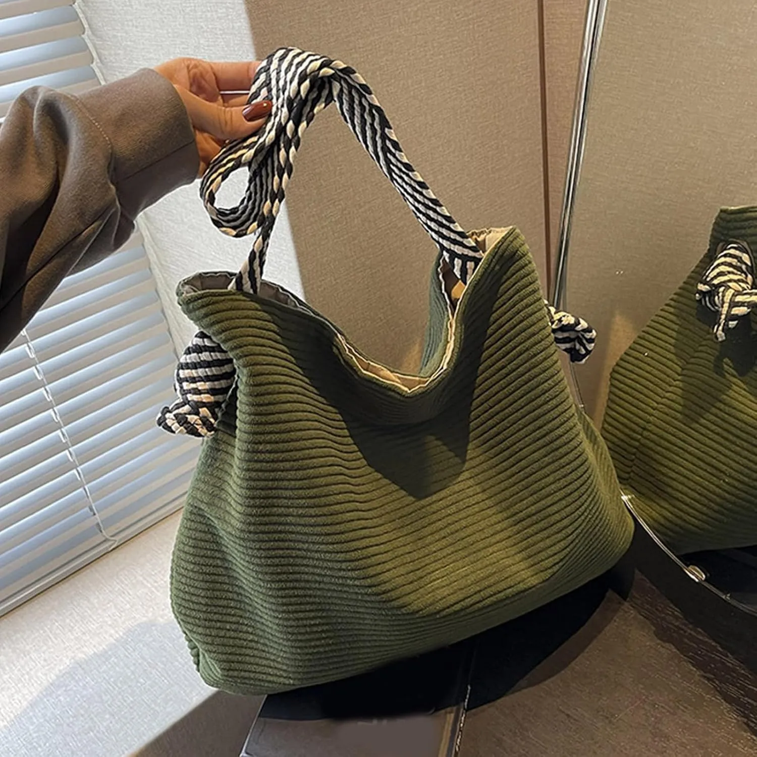 Elegant Nylon Shoulder Bag For Women With Adjustable Strap And Large Capacity Top Handle Bags For Work Or Leisure