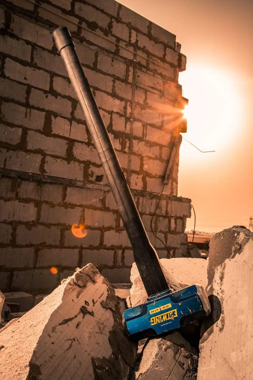 Estwing 12-Pound Hard Face Sledge Hammer for Demolition/Stake Driving, 50-55 HRC, Locked Steel Head, 36-Inch Indestructible Handle with Vulcanized Rubber Overlay, Reinforced Lanyard Hole