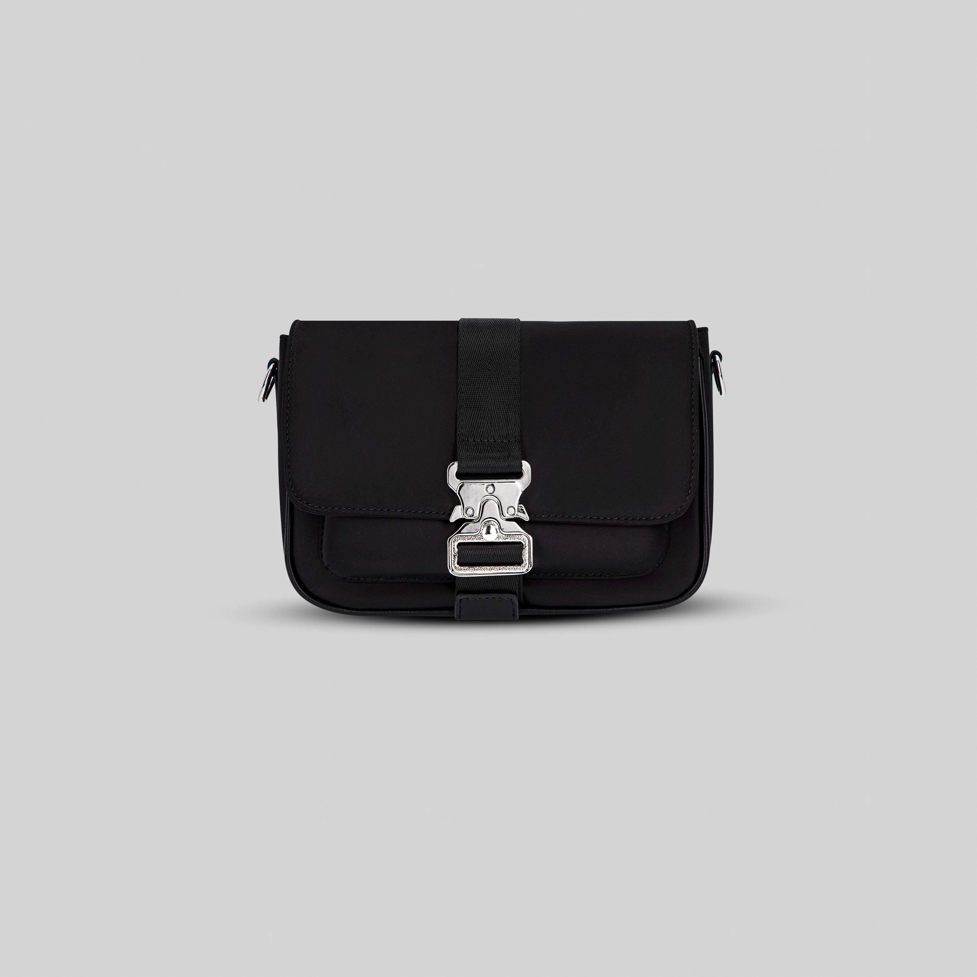 FANNYPACK LEXUS BLACK