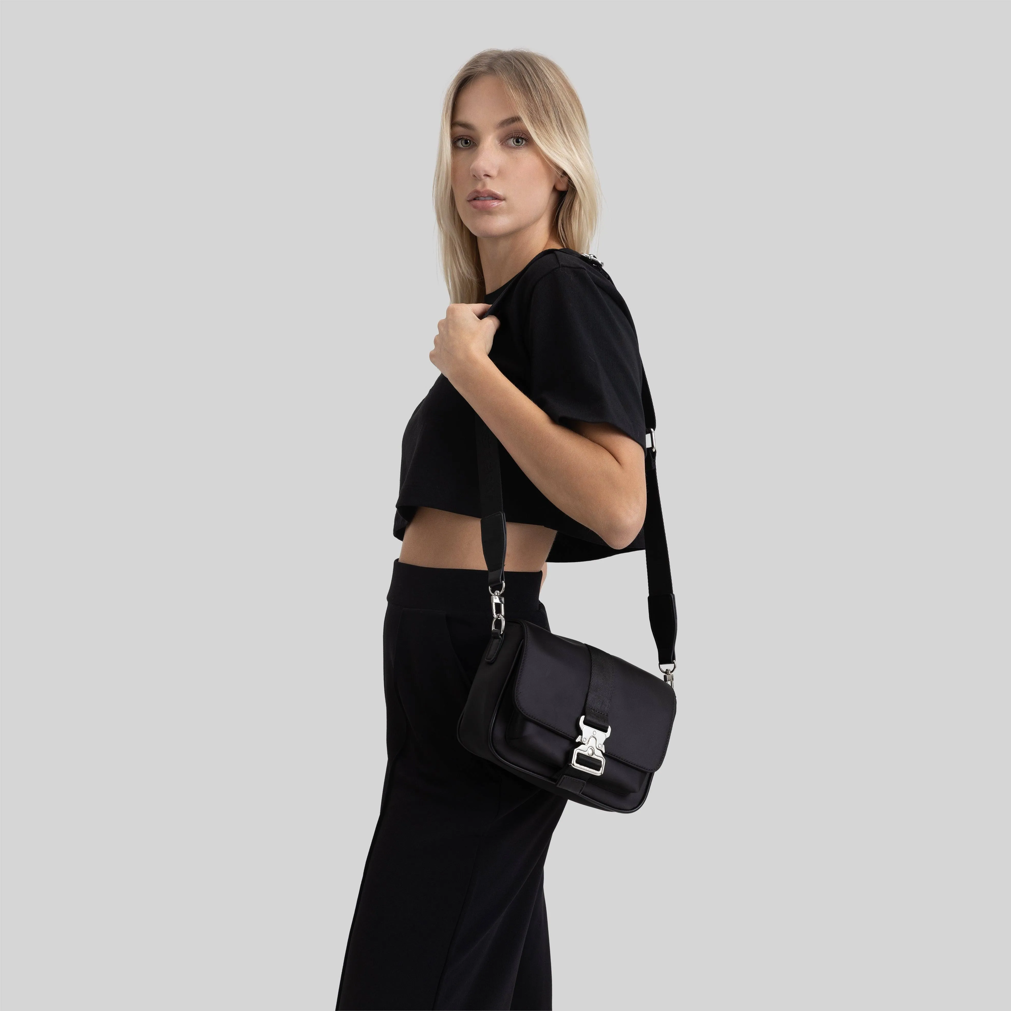 FANNYPACK LEXUS BLACK