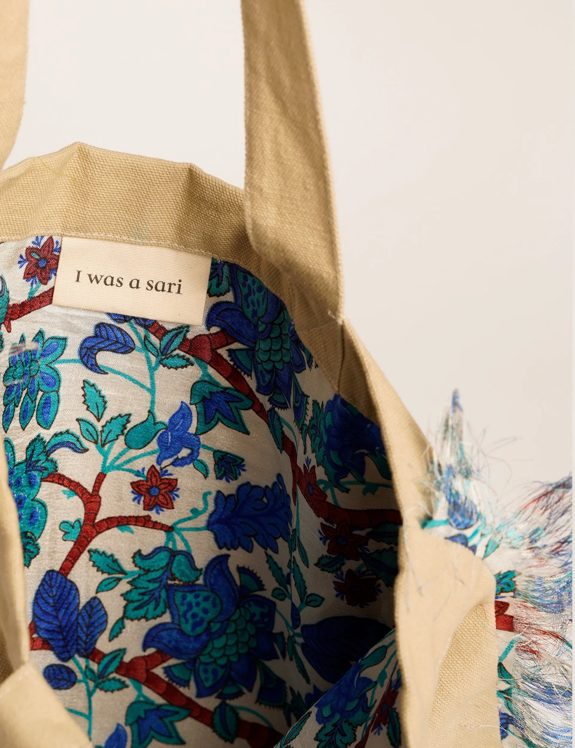FRINGE SHOPPER BAG