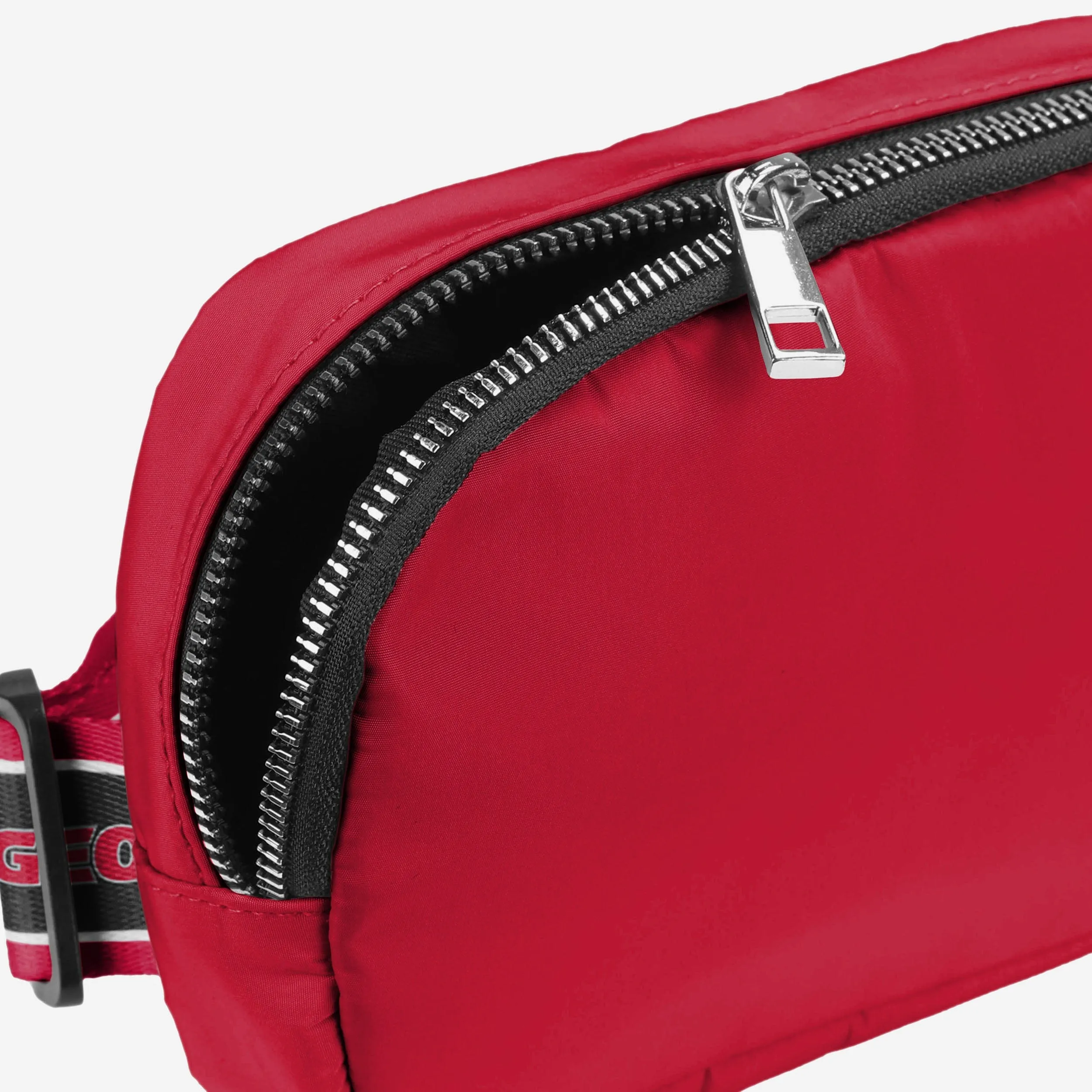 Georgia Bulldogs Team Wordmark Crossbody Belt Bag