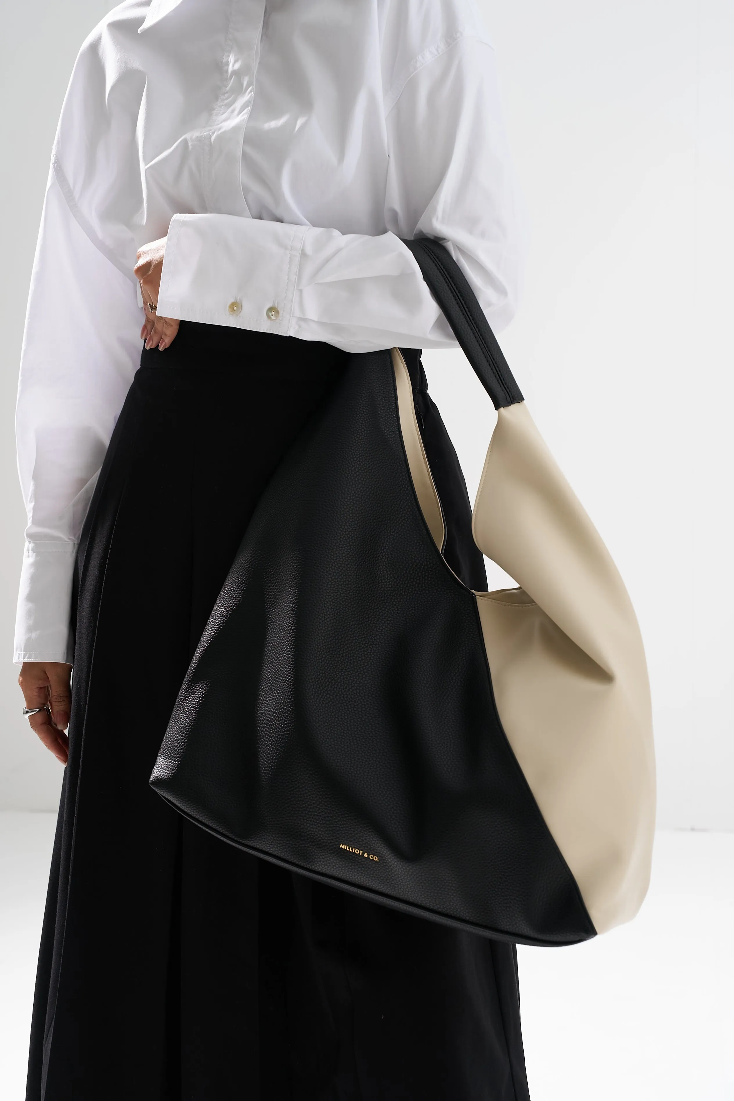 Jamila Functional Pocket Tote Bag (Black)