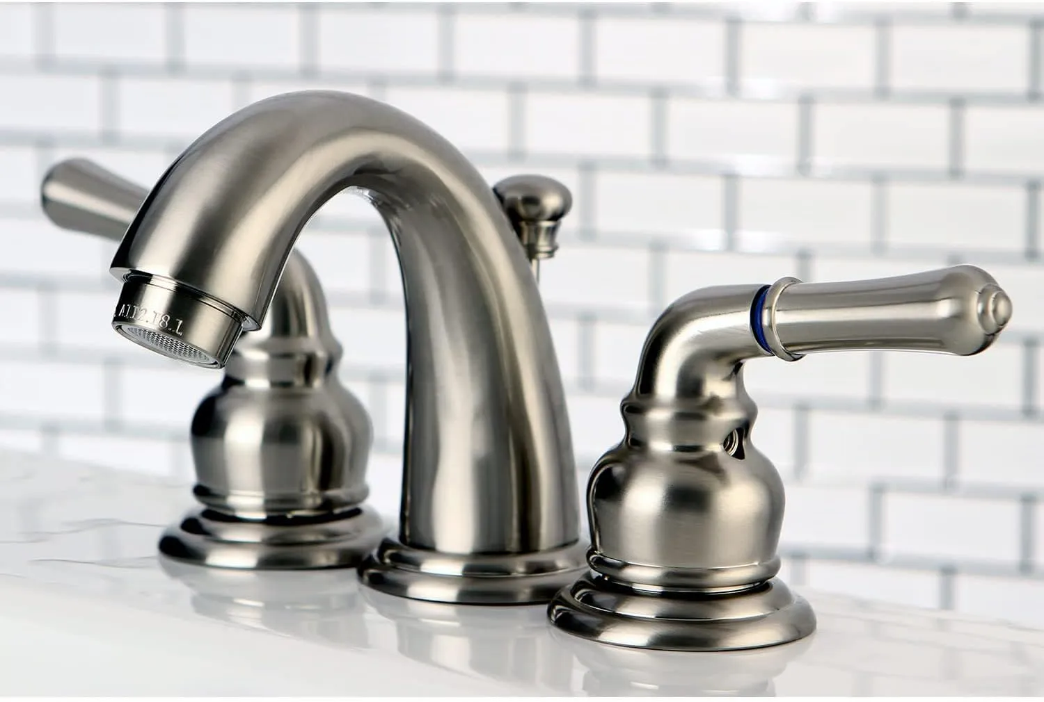 Kingston Brass KB912 Magellan II Mini Widespread Lavatory Faucet with Brass Pop-Up, Polished Brass
