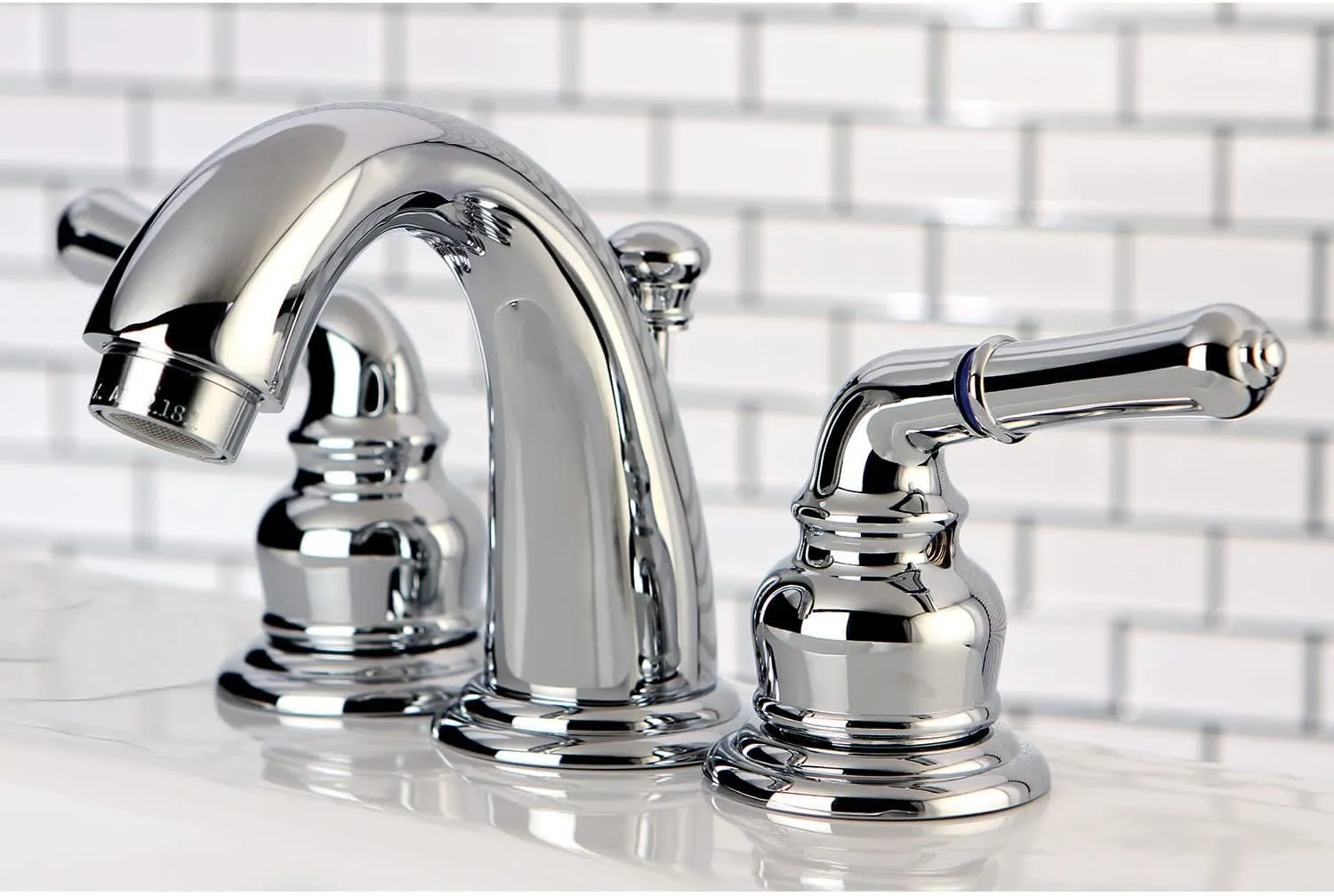 Kingston Brass KB912 Magellan II Mini Widespread Lavatory Faucet with Brass Pop-Up, Polished Brass