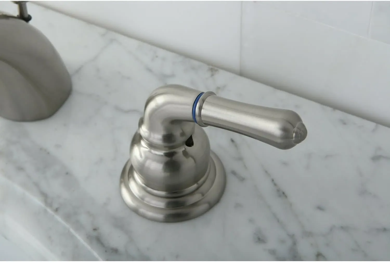 Kingston Brass KB954 Magellan II 4-Inch to 8-Inch Mini Widespread Lavatory Faucet with Metal lever handle, Polished Brass, Polished Chrome