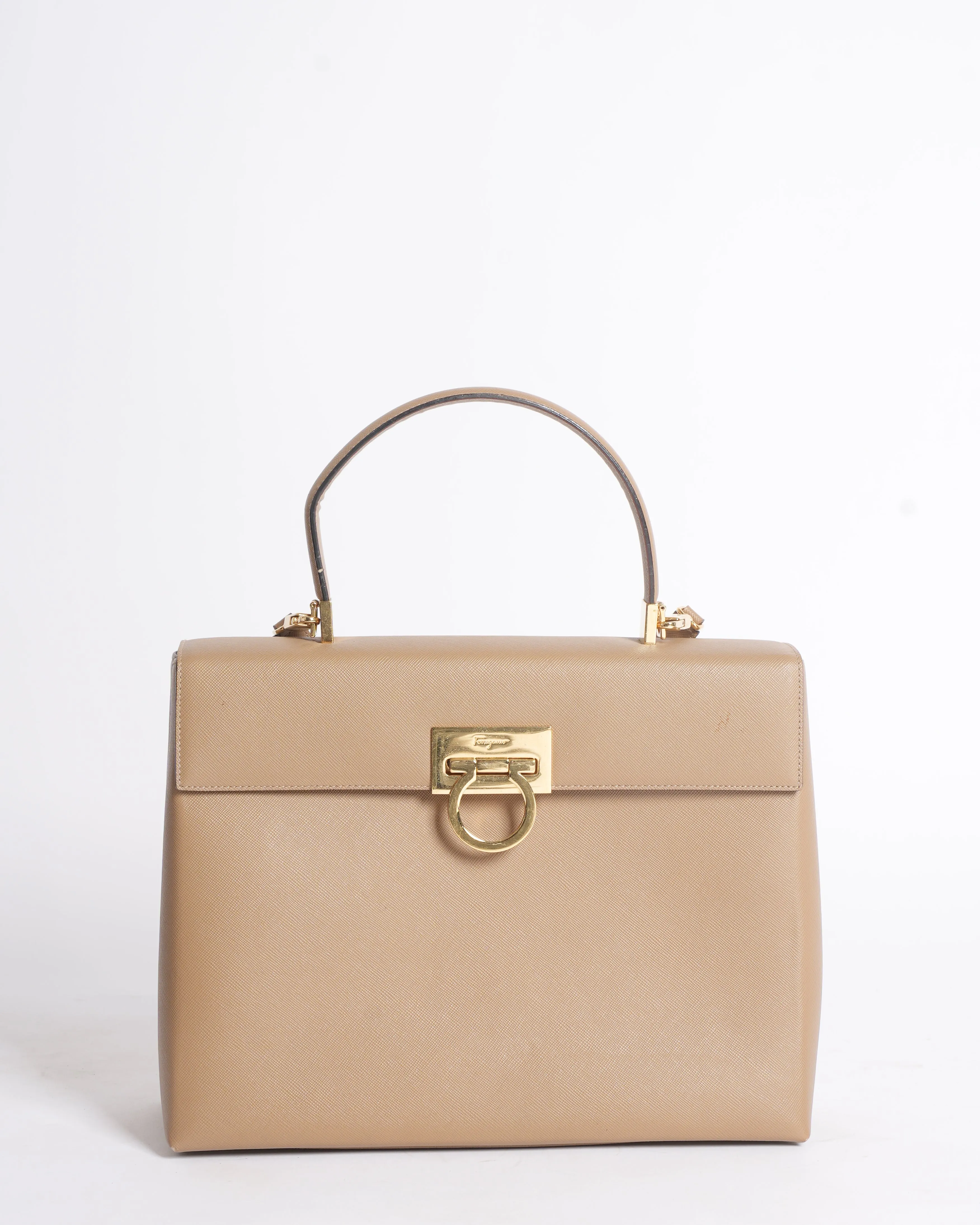 Salvatore Ferragamo nude omega logo handbag