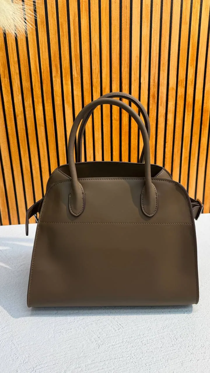 Savona – A Genuine Leather Bag That Embodies Style and Status
