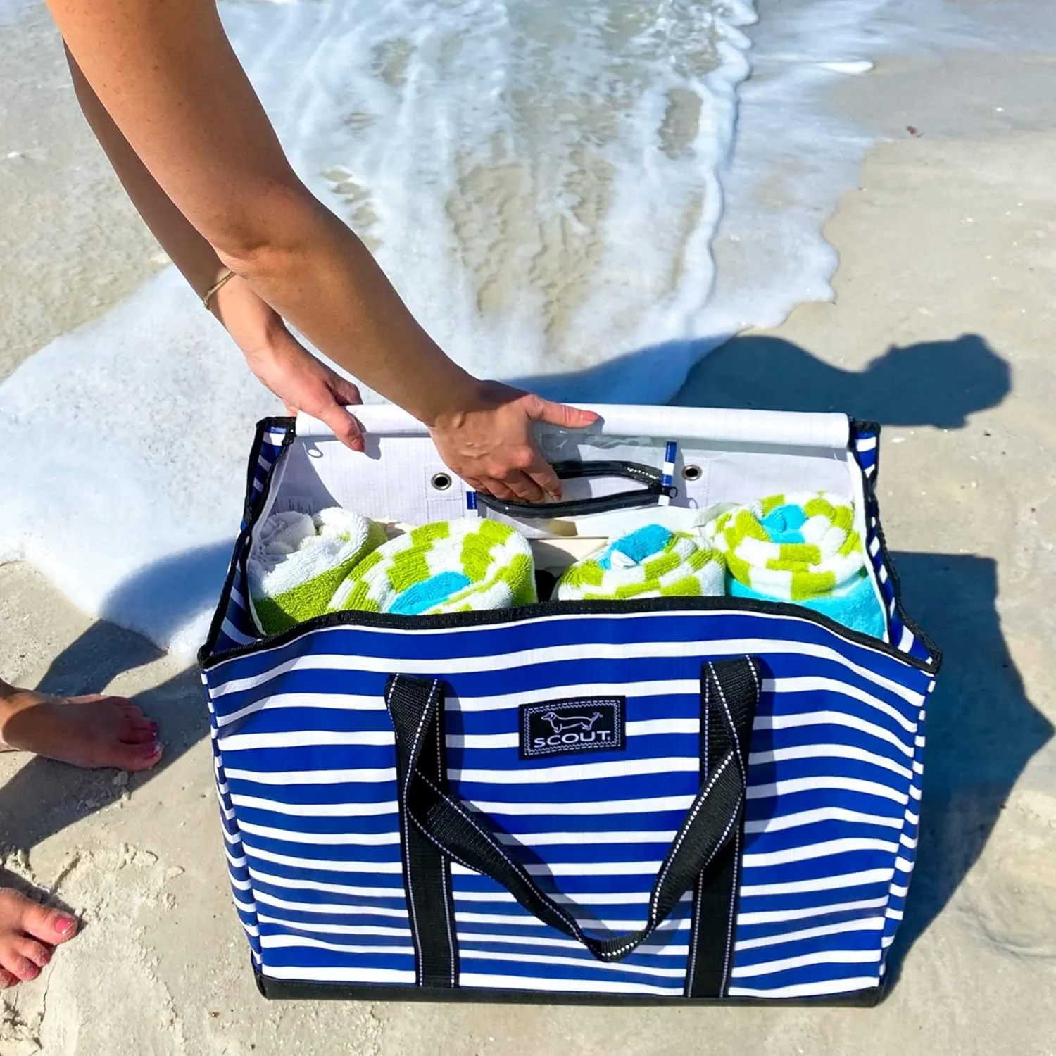 SCOUT 3 Girls' Extra Large Sandproof Utility Tote - Zipper Closure Beach, Pool & Travel Bag