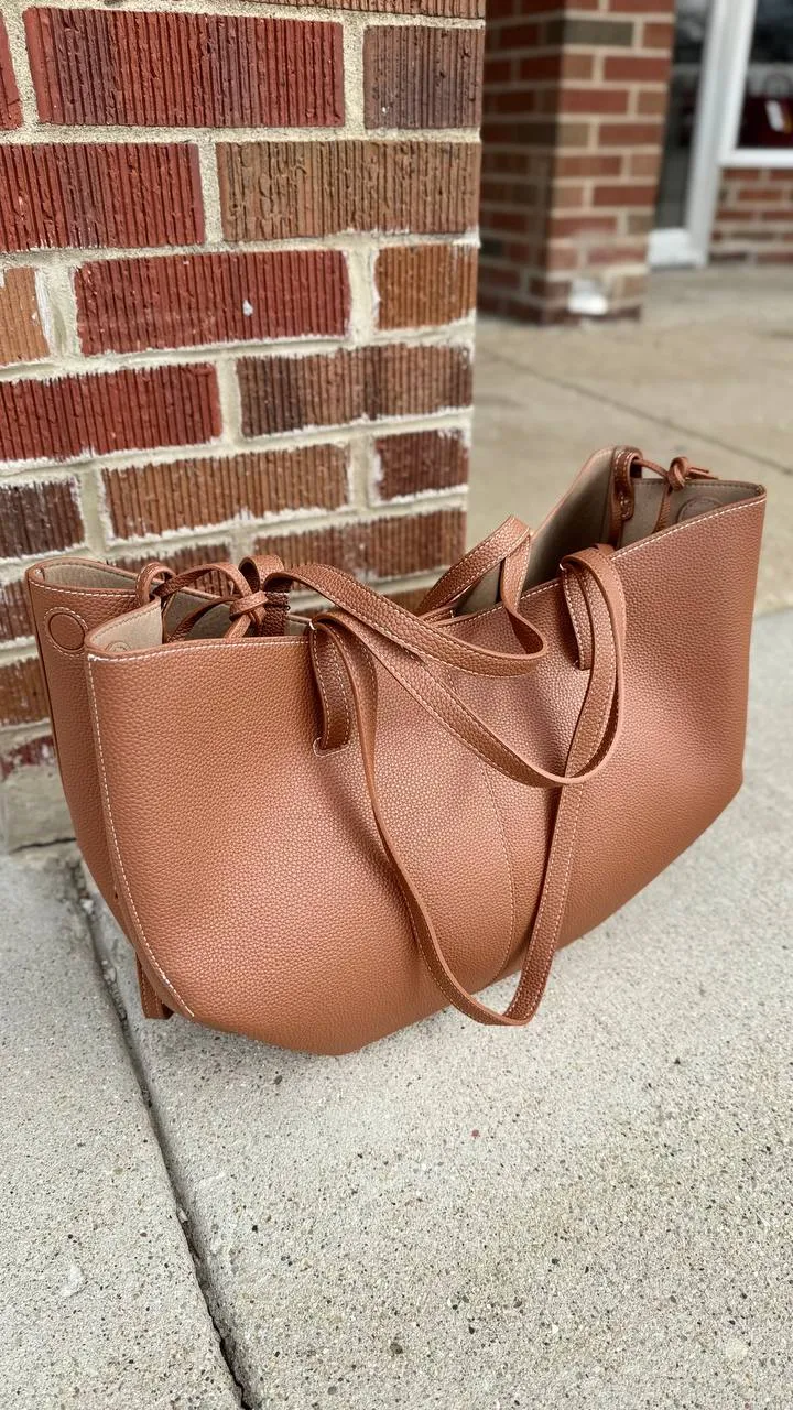 Shopper “Dolce Vita” – Italian Chic and Thoughtful Functionality