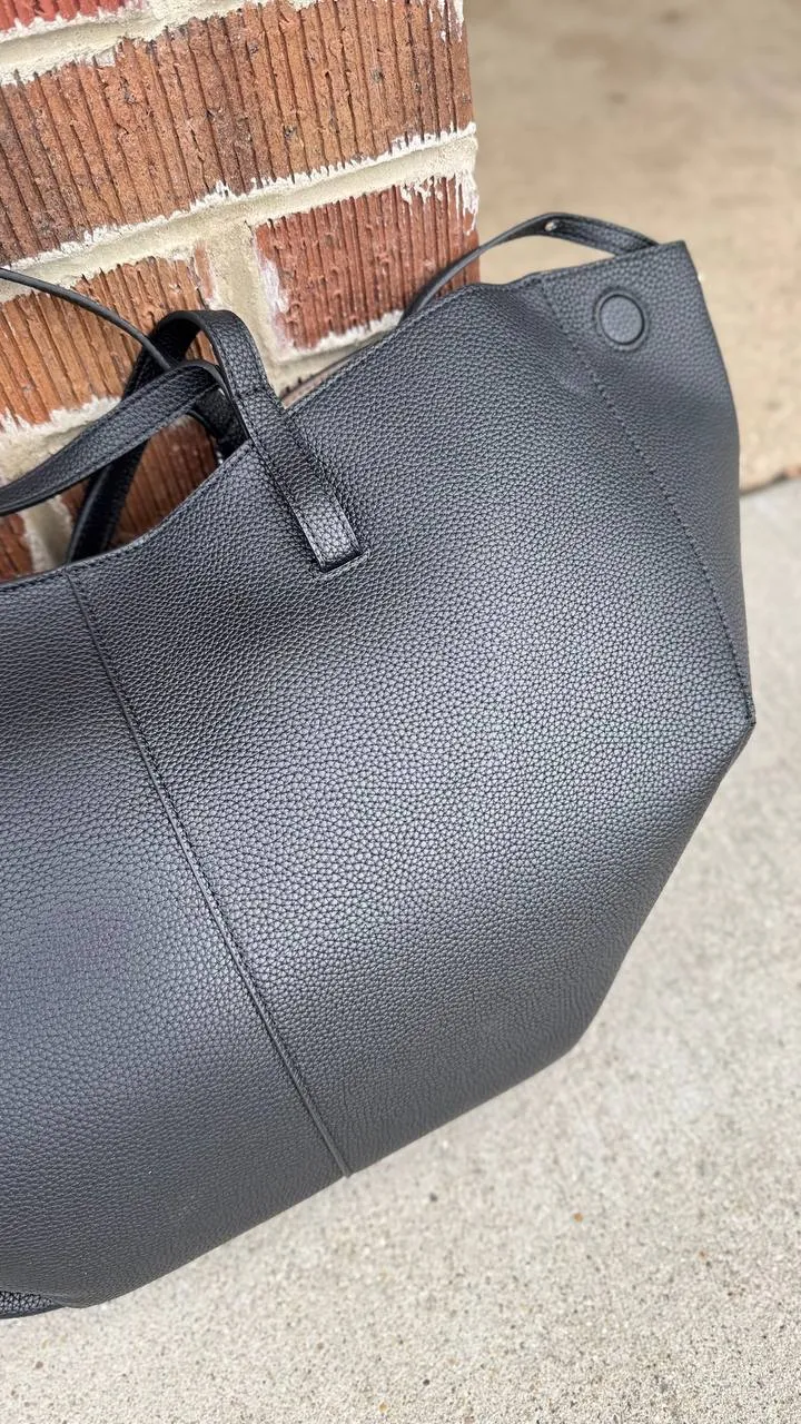 Shopper “Dolce Vita” – Italian Chic and Thoughtful Functionality