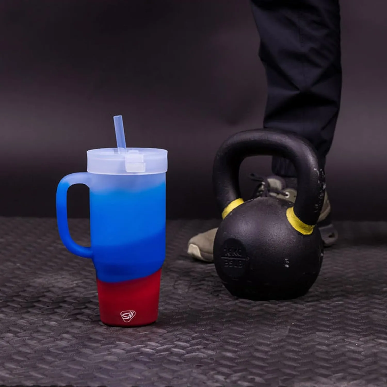 Silipint: Humbler 32oz - Americana - Silicone Handled Tumbler w/Lid & Straw, Unbreakable Cup, Hot/Cold Drinks, Dishwasher-Microwave-Freezer-Oven Safe