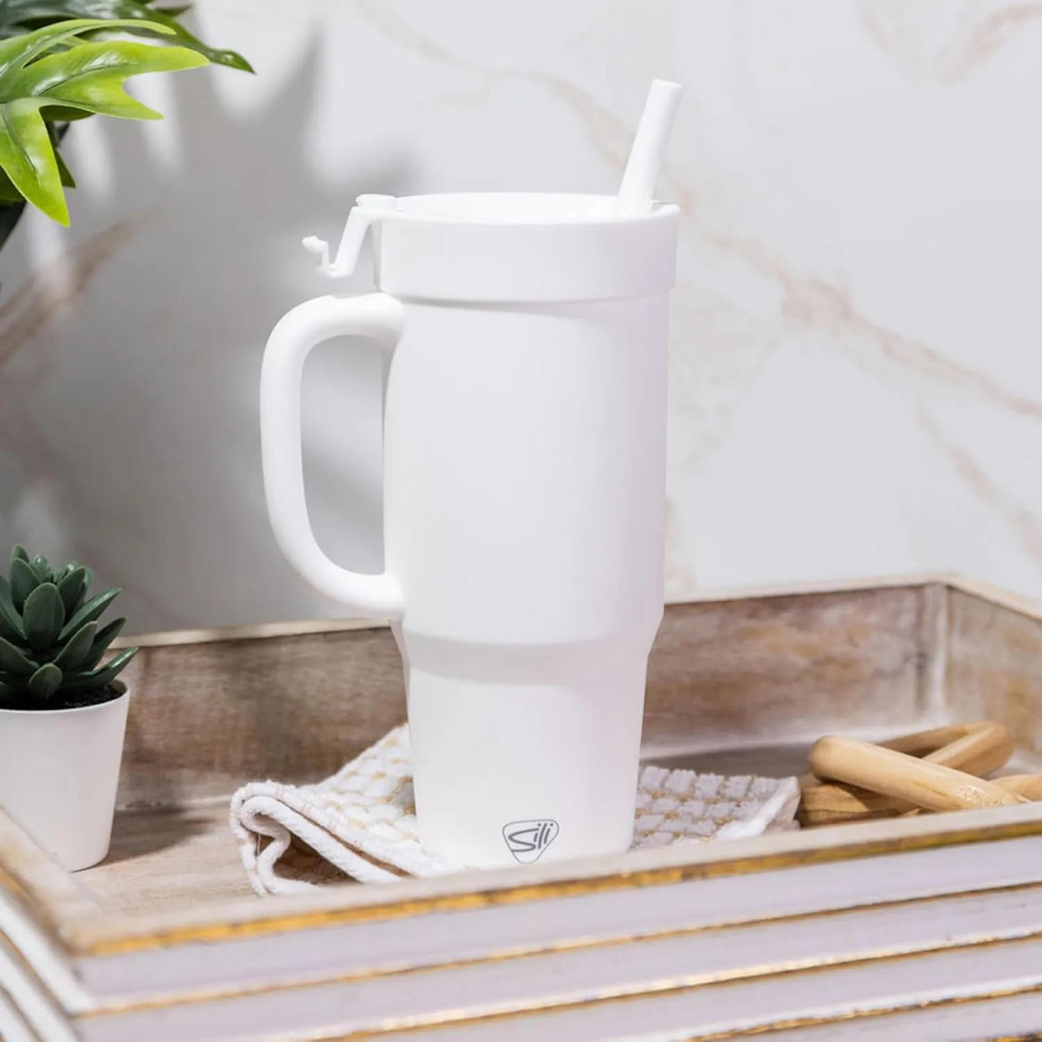 Silipint: Humbler 32oz - Classic White - Silicone Handled Tumbler w/Lid & Straw, Unbreakable, Hot/Cold Drinks, Dishwasher-Microwave-Freezer-Oven Safe