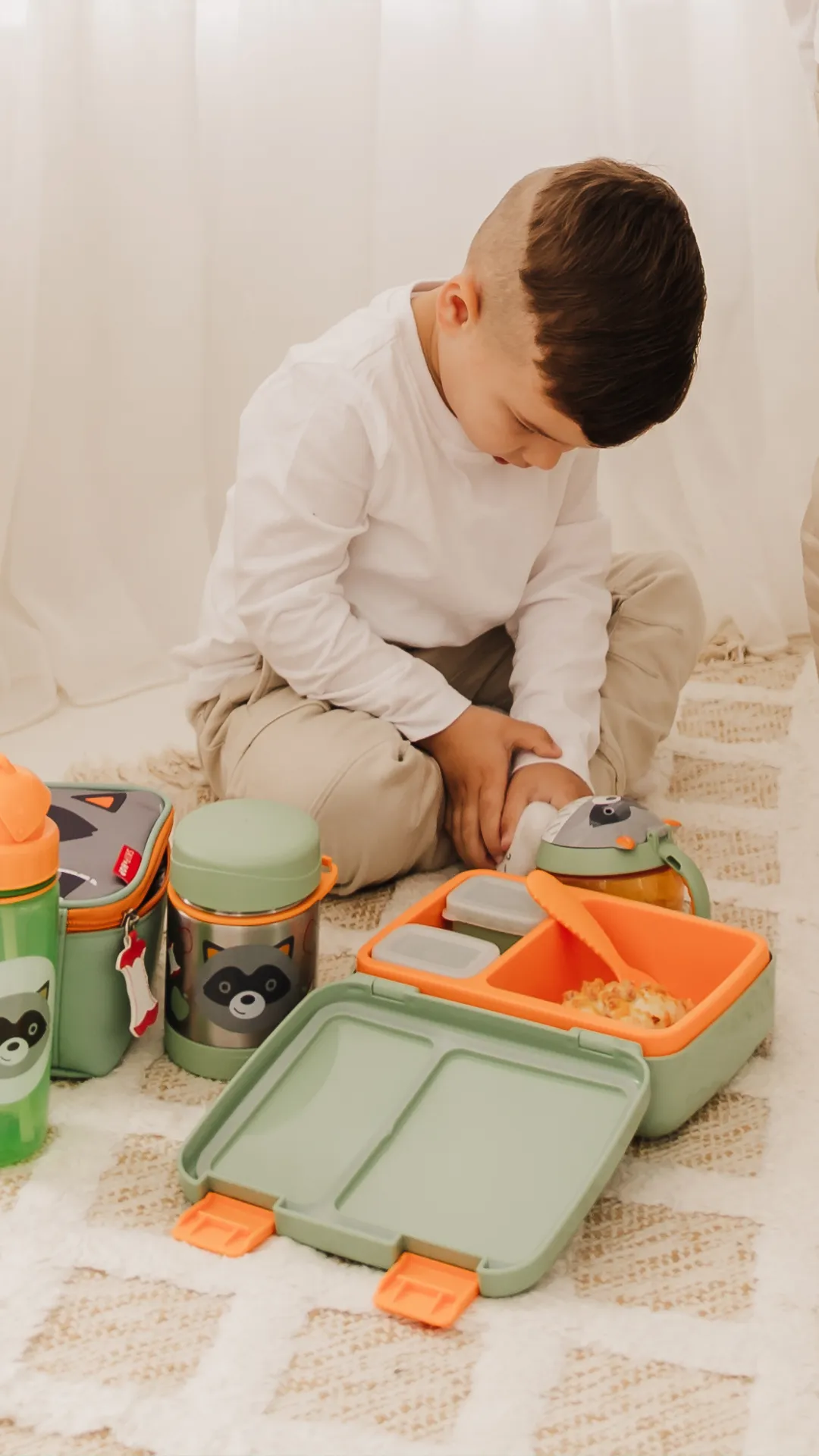 Skip Hop Zoo Bento Lunch Box - Rudy Raccoon