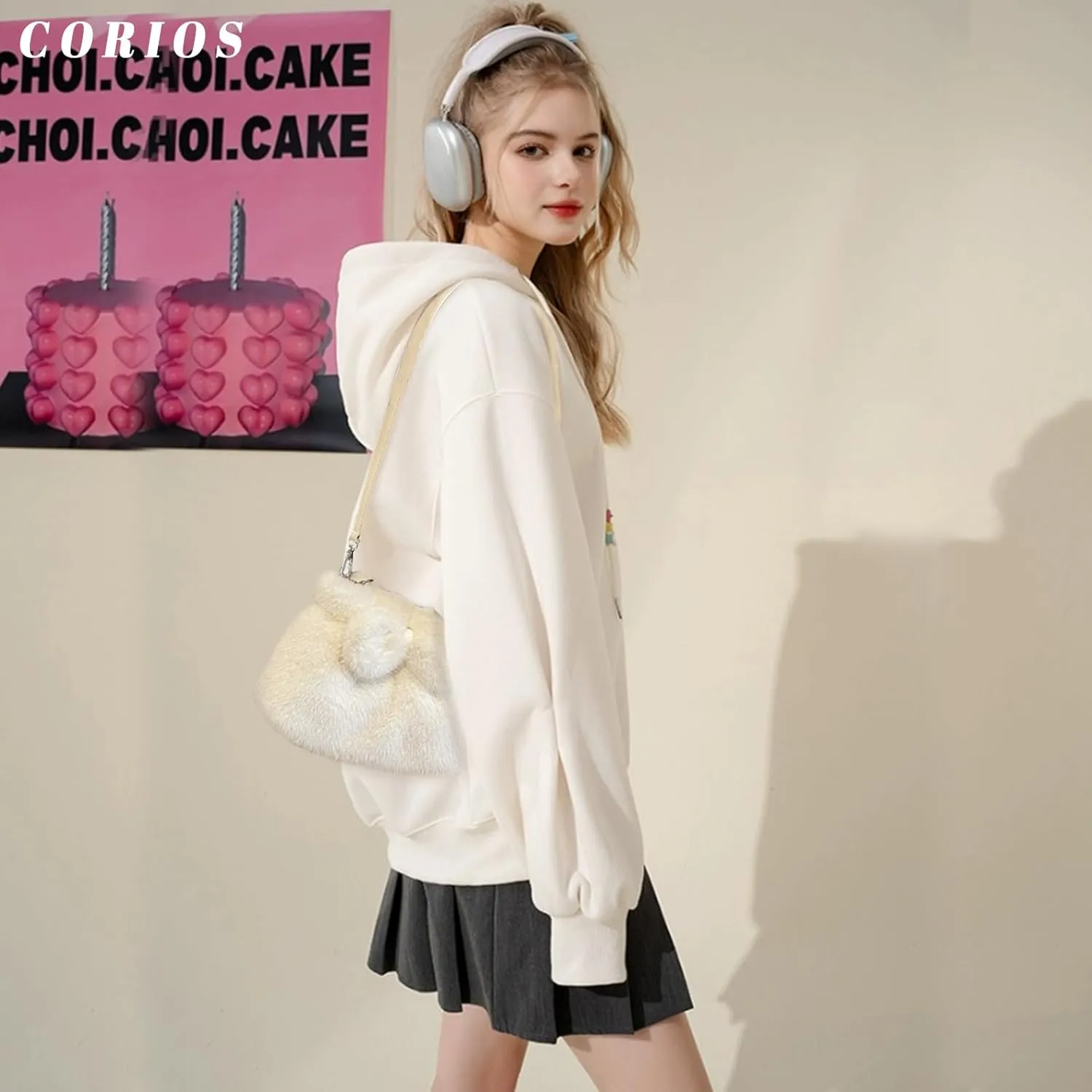 Soft Plush Shoulder Bag for Women Fluffy Handbag Cute Fuzzy Crossbody Bag Furry Top Handle Bag Elegant Satchel Bag