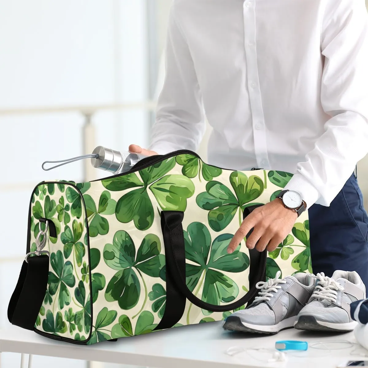 Spring Shamrocks Travel Duffle Bag for Women Men Gym Duffel Foldable Bag Waterproof Weekender St Patrick's Day Duffle Tote