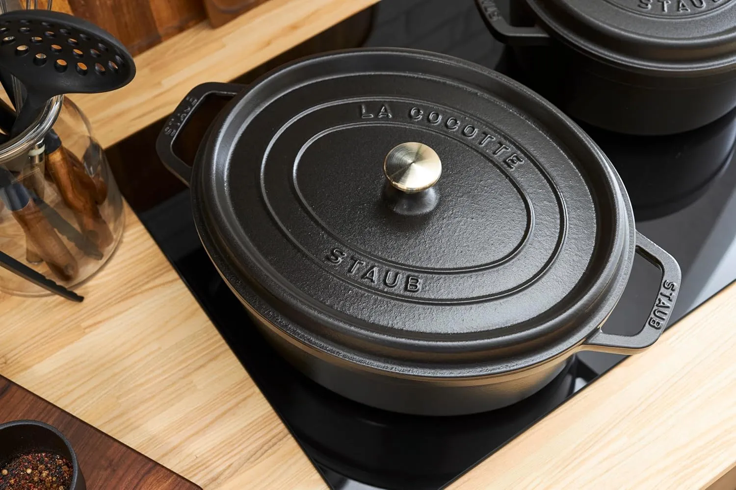 ストウブ(Staub) Cocotte Two-Handled Pot, 27cm, 01 Black