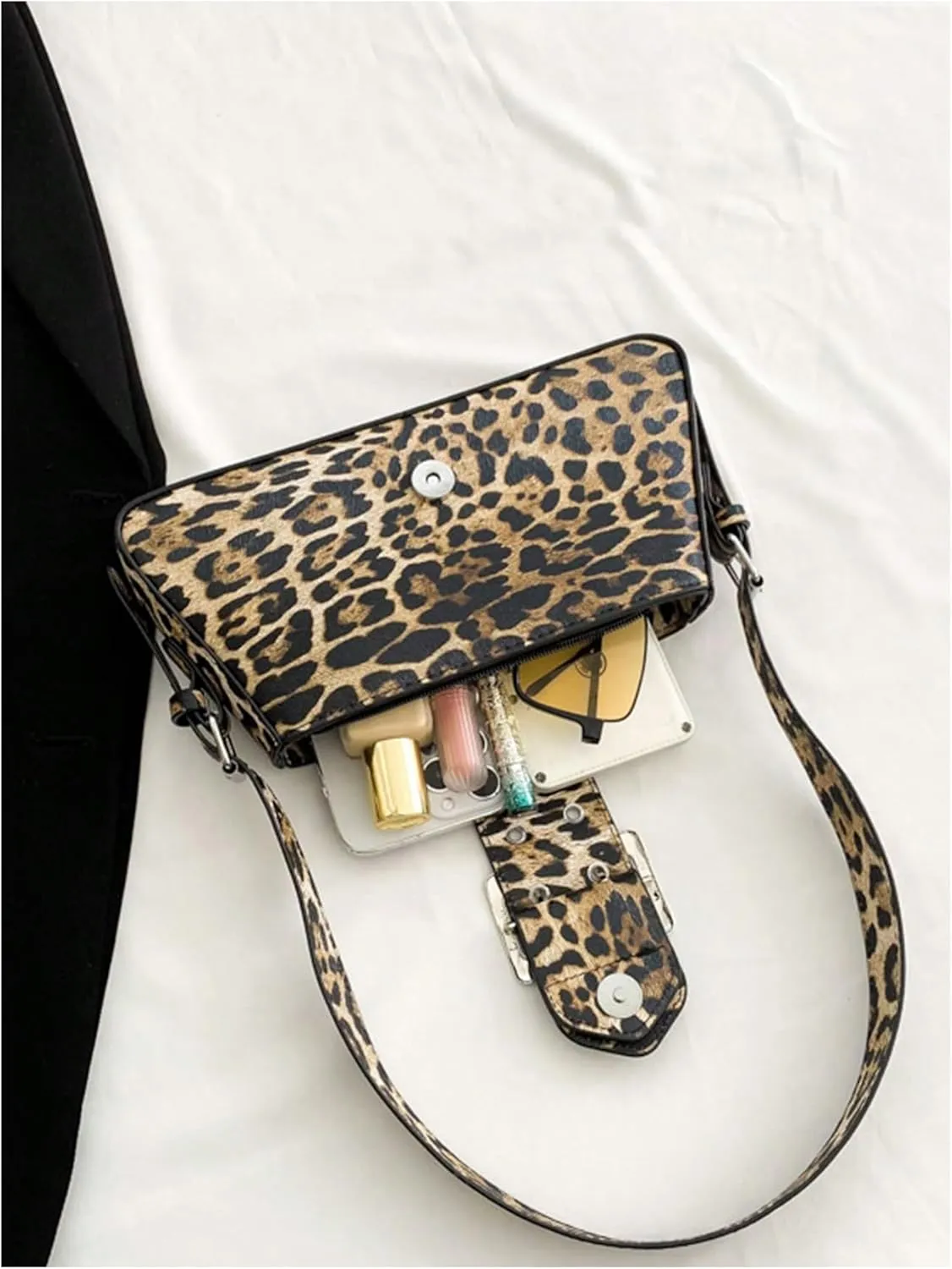 Verdusa Women's Top Handle Shoulder Bag Buckle Leopard Leather Purses Bags